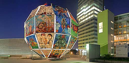 Integrationsweltkugel im Artpark