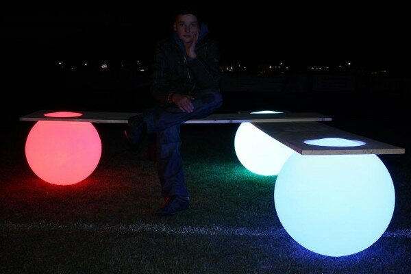 light-ball-bench-art-design-furniture-manfred-kielnhofer